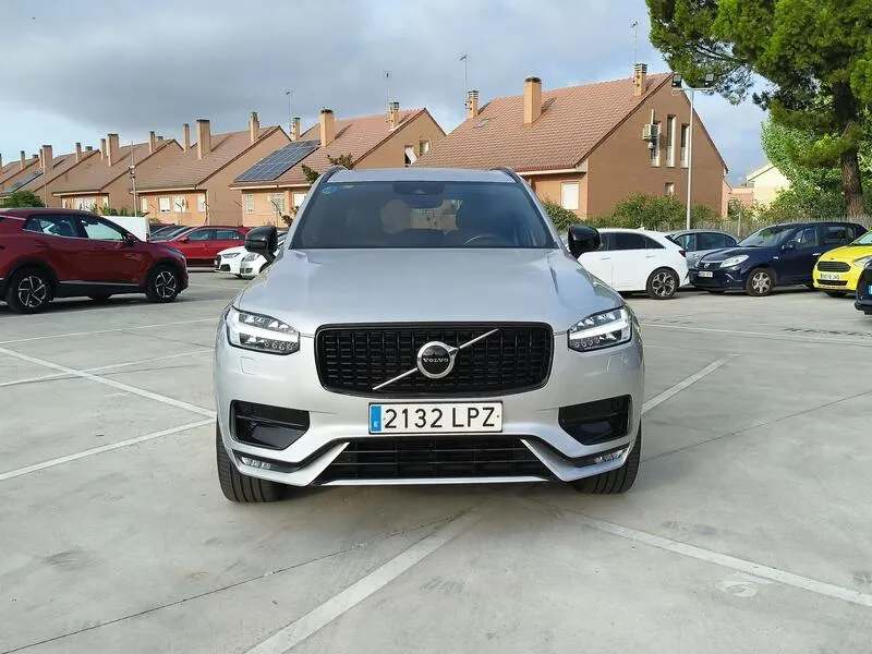 Volvo XC90 2.0 B5 D AWD R-Design - foto 9
