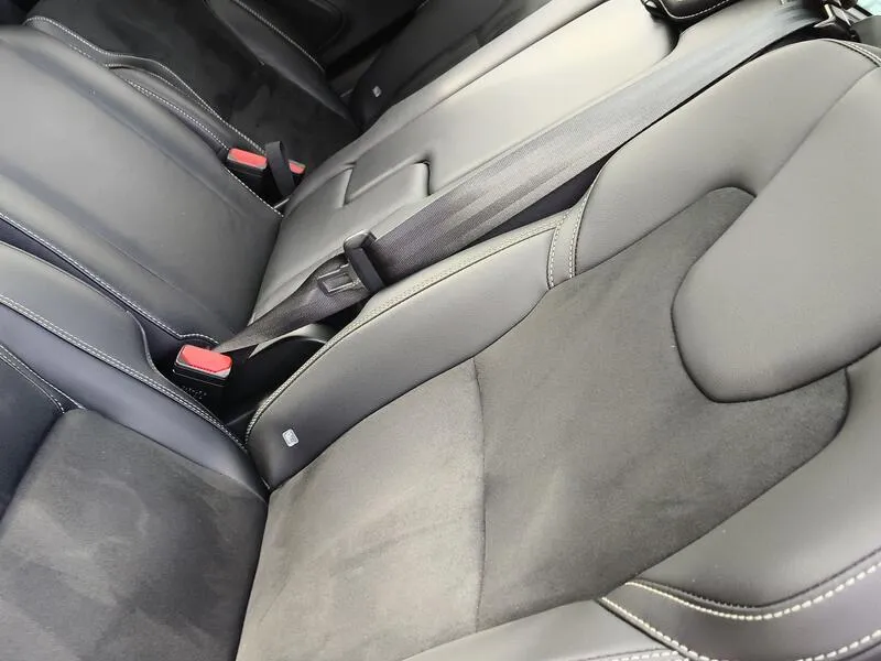 Volvo XC90 2.0 B5 D AWD R-Design - foto 36