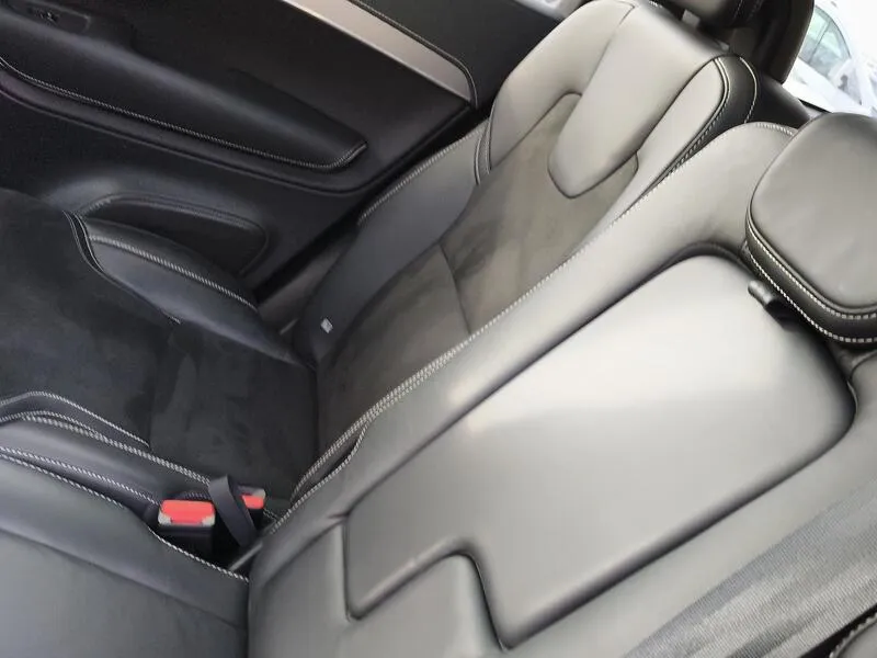 Volvo XC90 2.0 B5 D AWD R-Design - foto 35