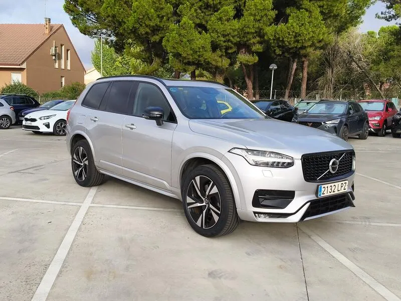 Volvo XC90 2.0 B5 D AWD R-Design - foto 8
