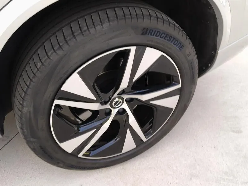Volvo XC90 2.0 B5 D AWD R-Design - foto 47