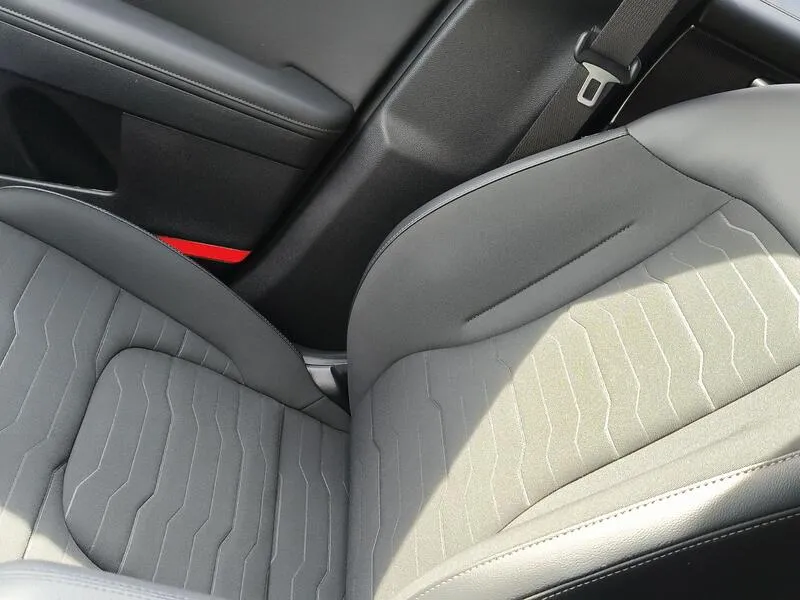 Kia Sportage 1.6 T-GDi HEV Tech - foto 21