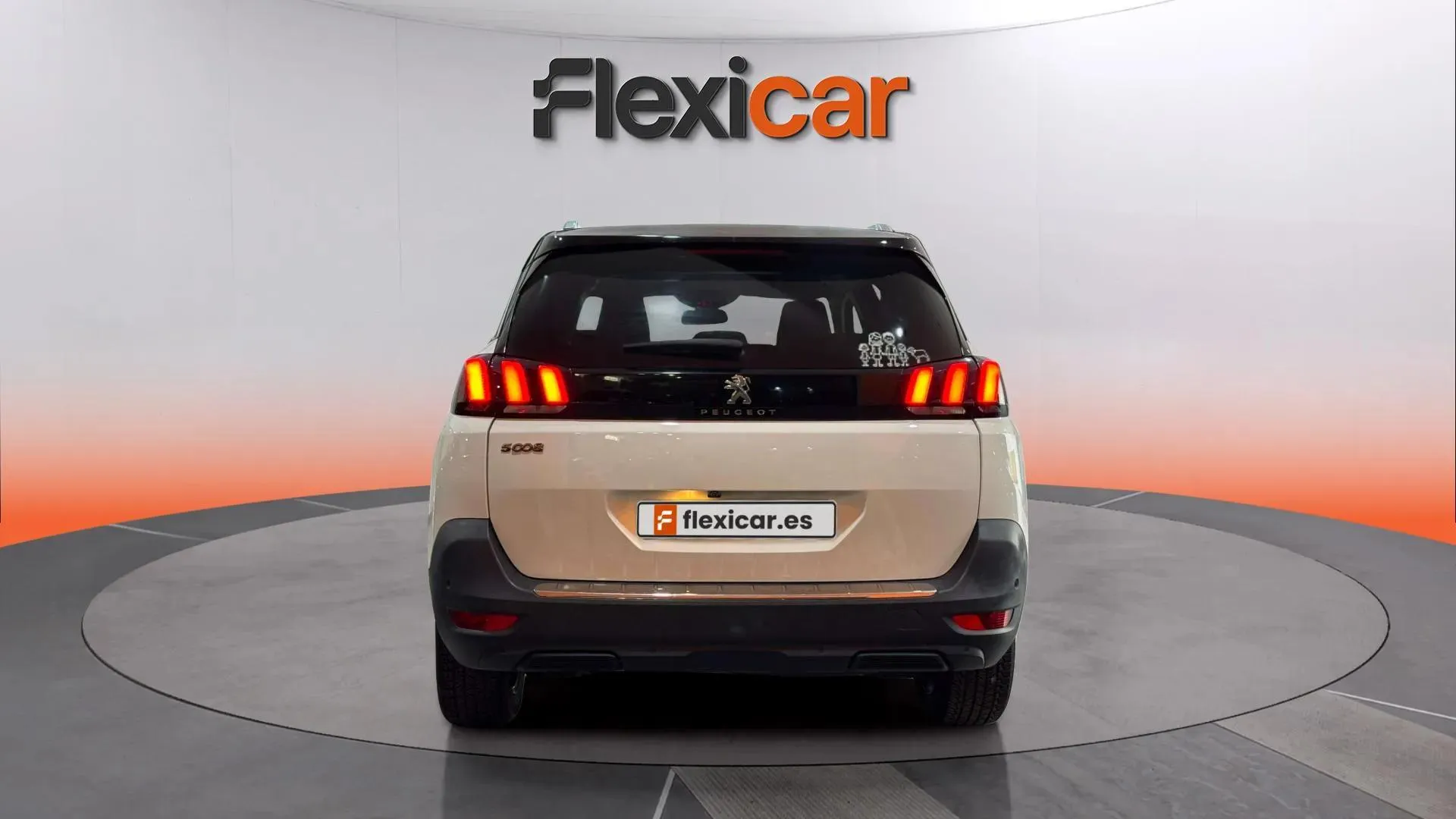 Peugeot 5008 Allure 1.5L BlueHDi - foto 4