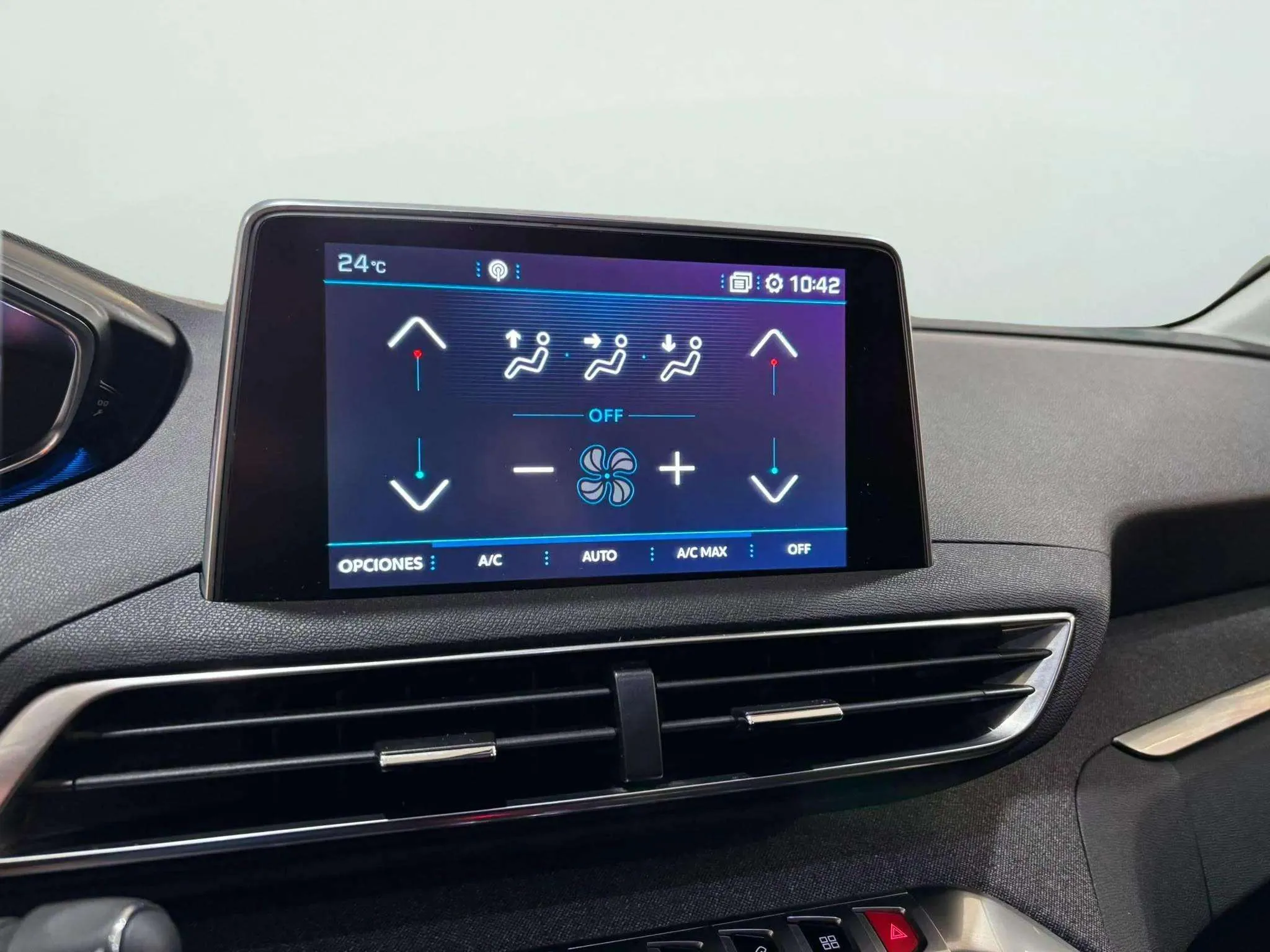 Peugeot 5008 Allure 1.5L BlueHDi - foto 8