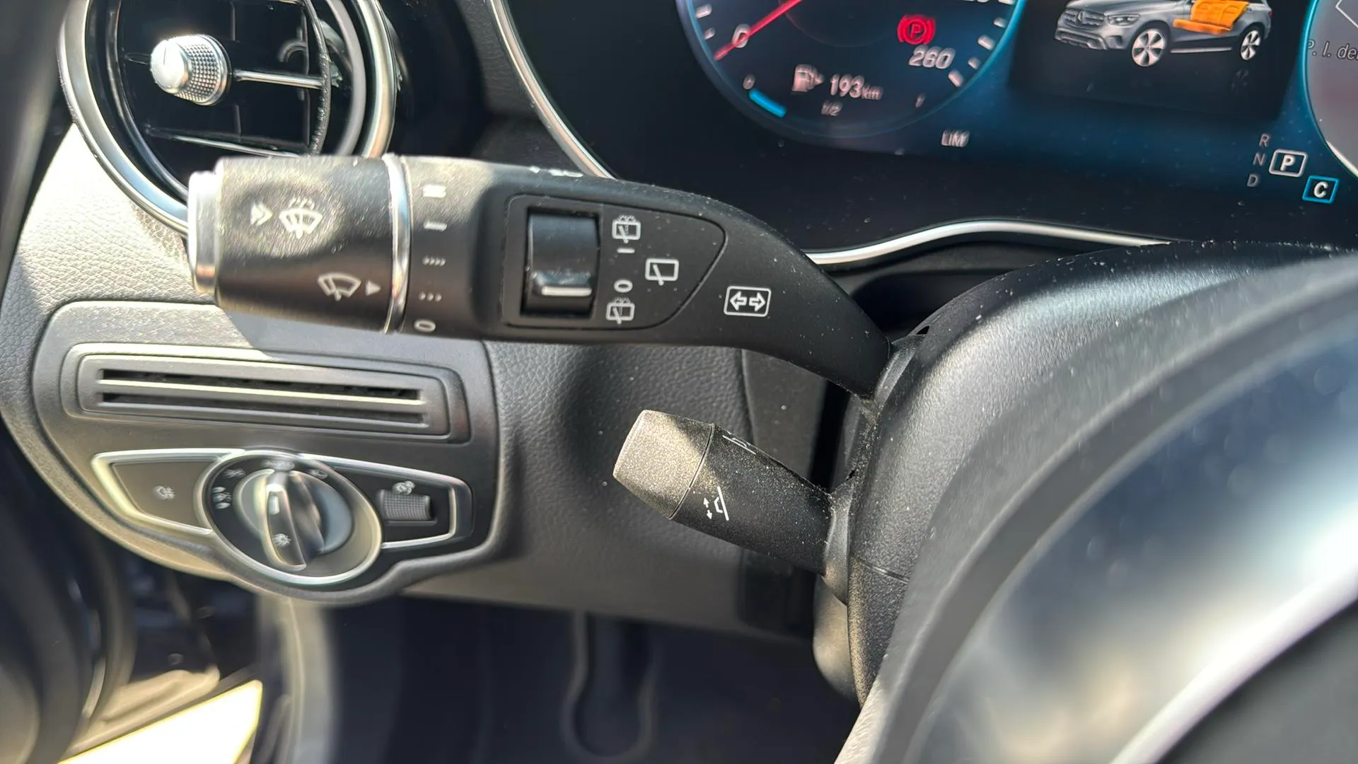 Mercedes-Benz GLC 220 d 4MATIC - foto 16
