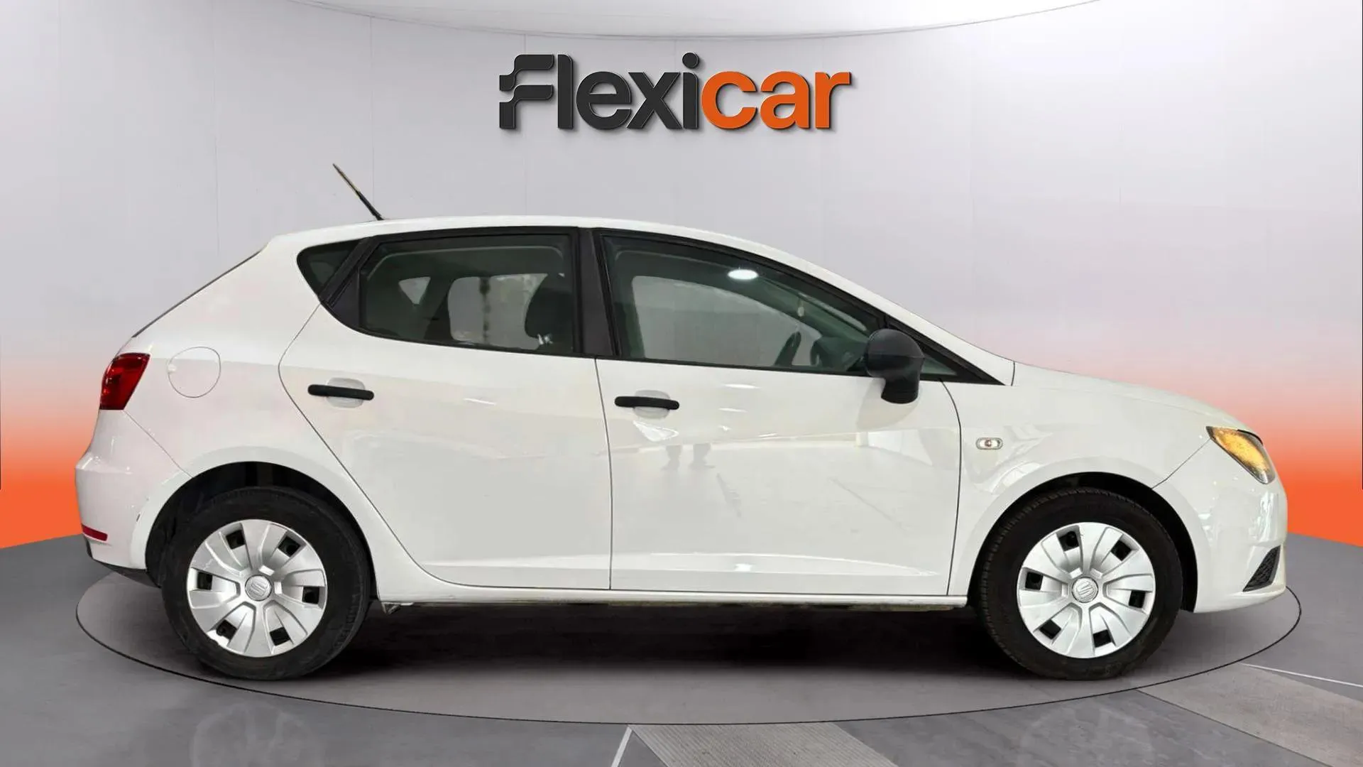 SEAT Ibiza 1.4 TDI Reference Plus - foto 5