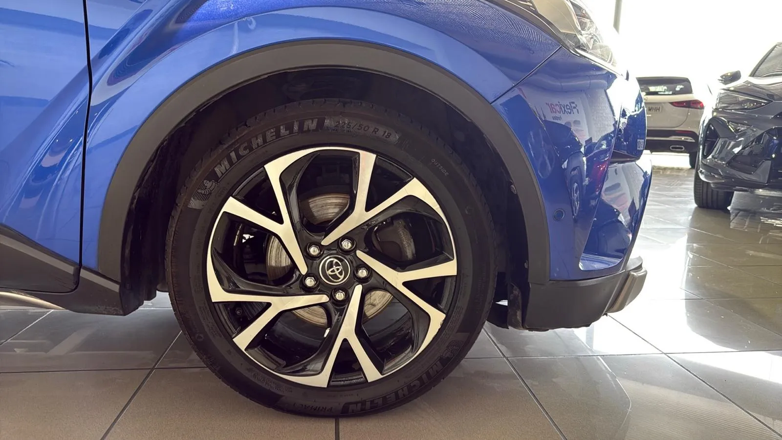 Toyota C-HR 1.8 125H Dynamic Plus - foto 24