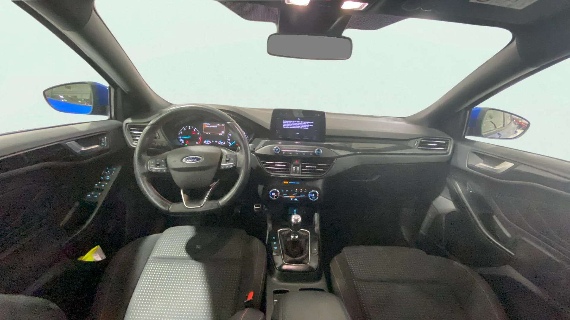 Ford Focus 1.0 EcoBoost ST-Line - foto 16