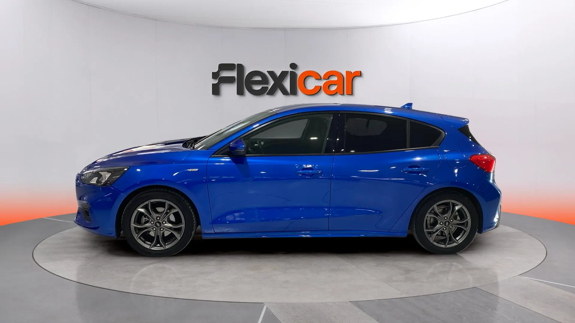 Ford Focus 1.0 EcoBoost ST-Line - foto 6