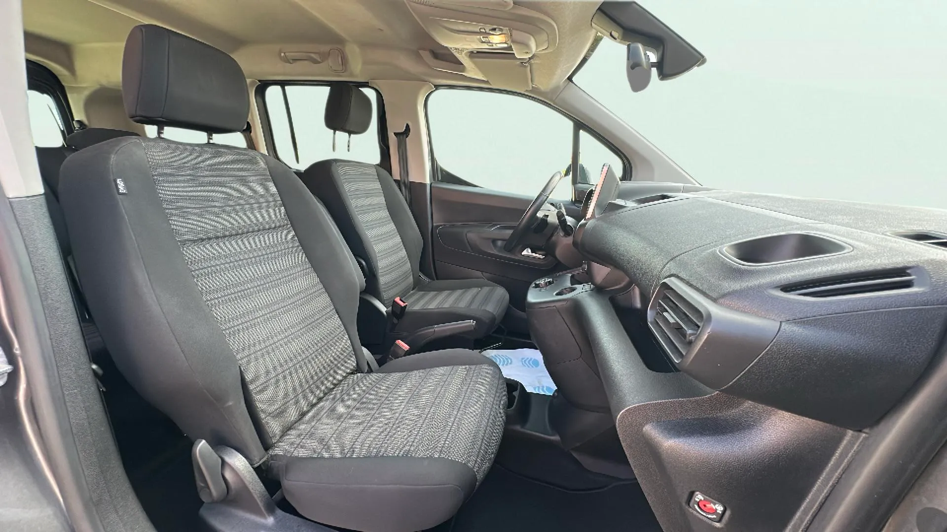 Opel Combo 1.2 T Elegance XL - foto 19