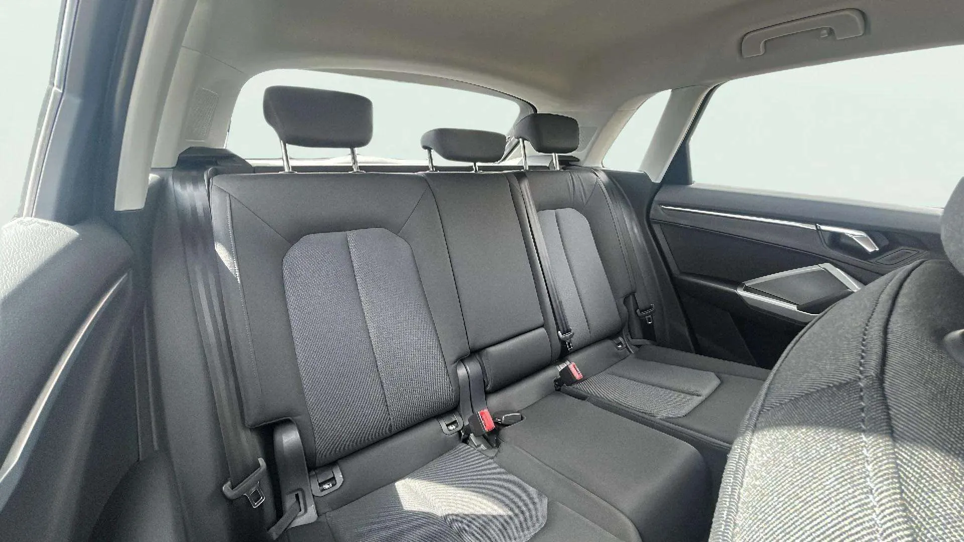 Audi Q3 35 TFSI S tronic - foto 24