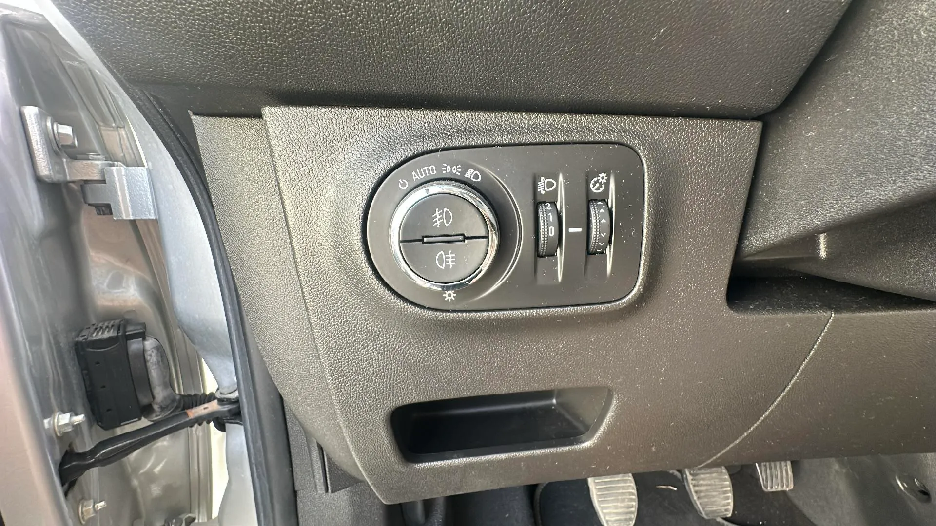 Opel Corsa 1.4 Business - foto 7