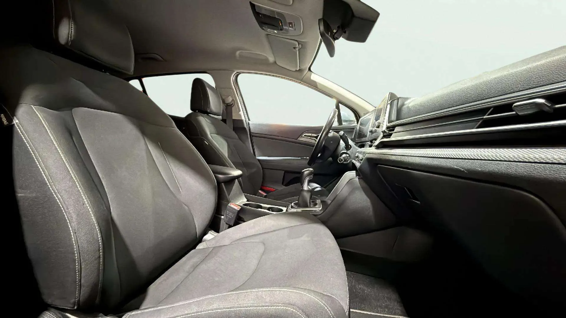 Kia Sportage 1.6 T-GDi Drive 4x2 - foto 18