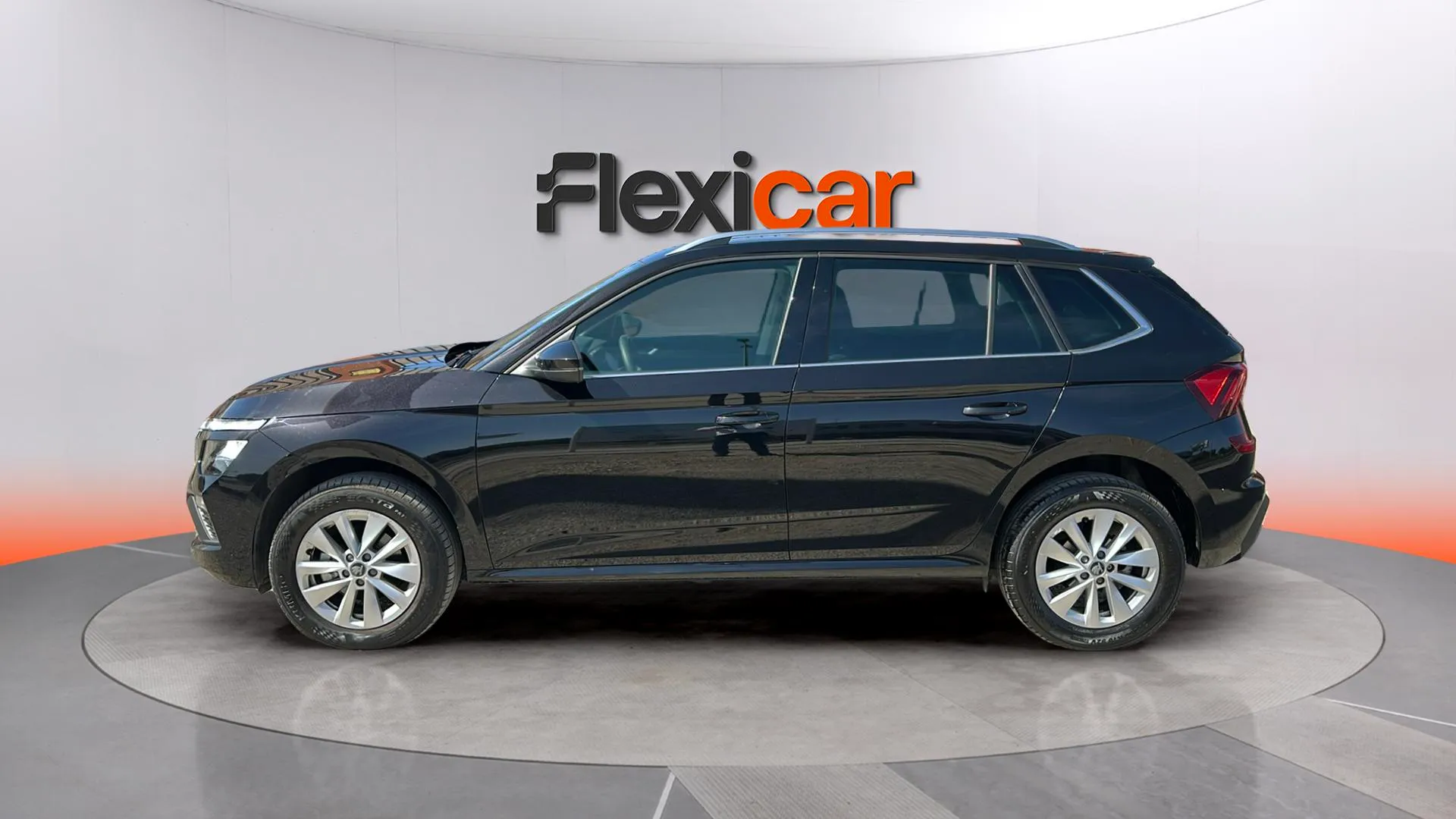 Škoda Kamiq 1.0 TSI DSG Design - foto 4