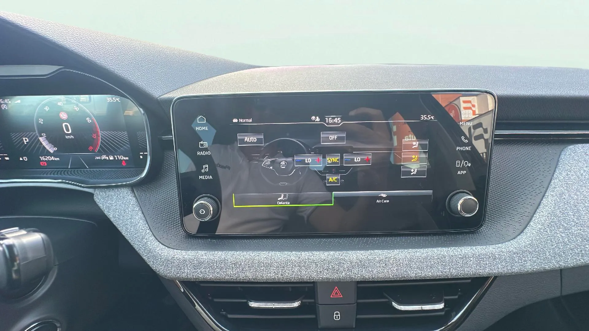 Škoda Kamiq 1.0 TSI DSG Design - foto 18