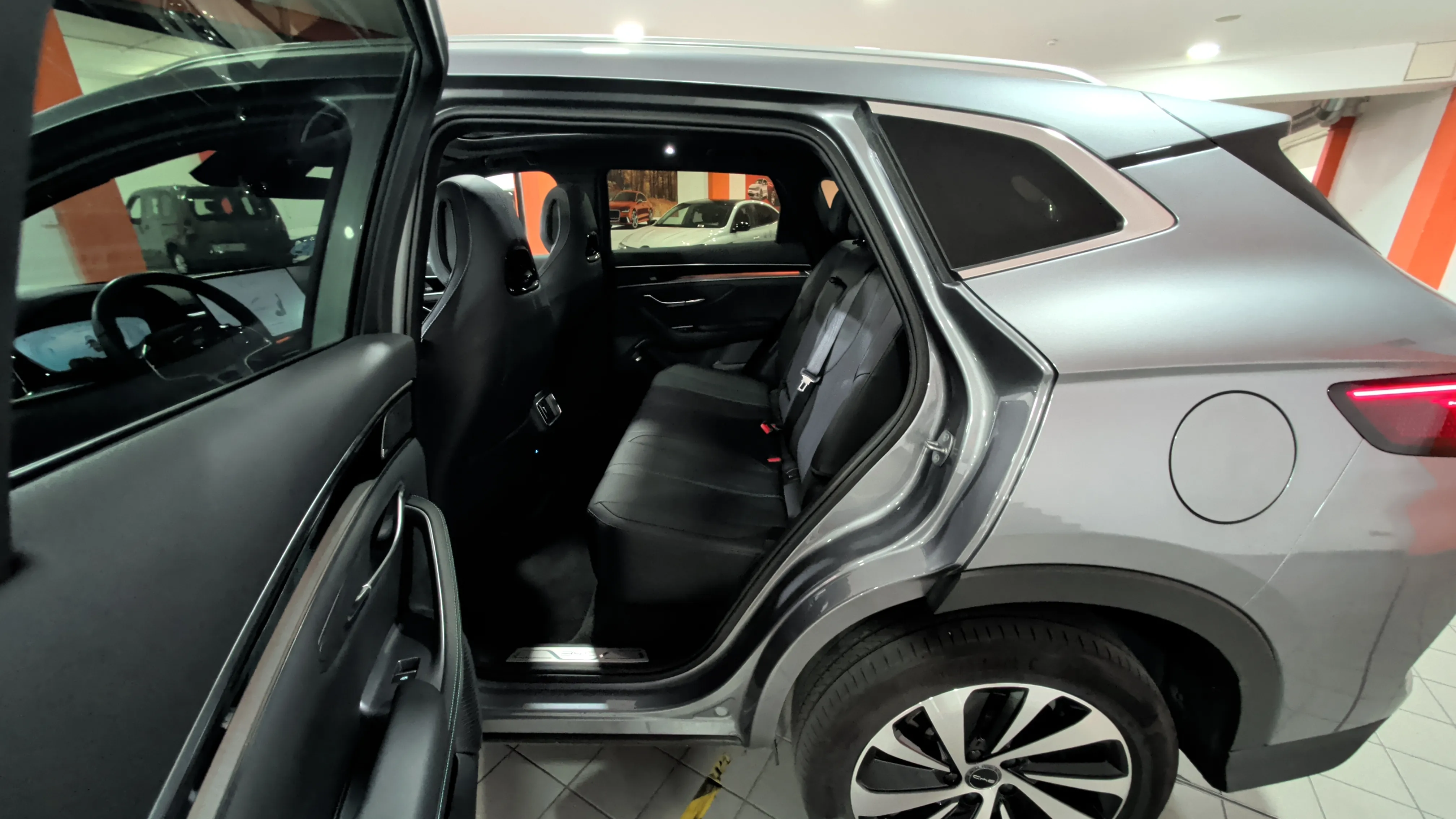 BYD Seal U Boost - foto 14