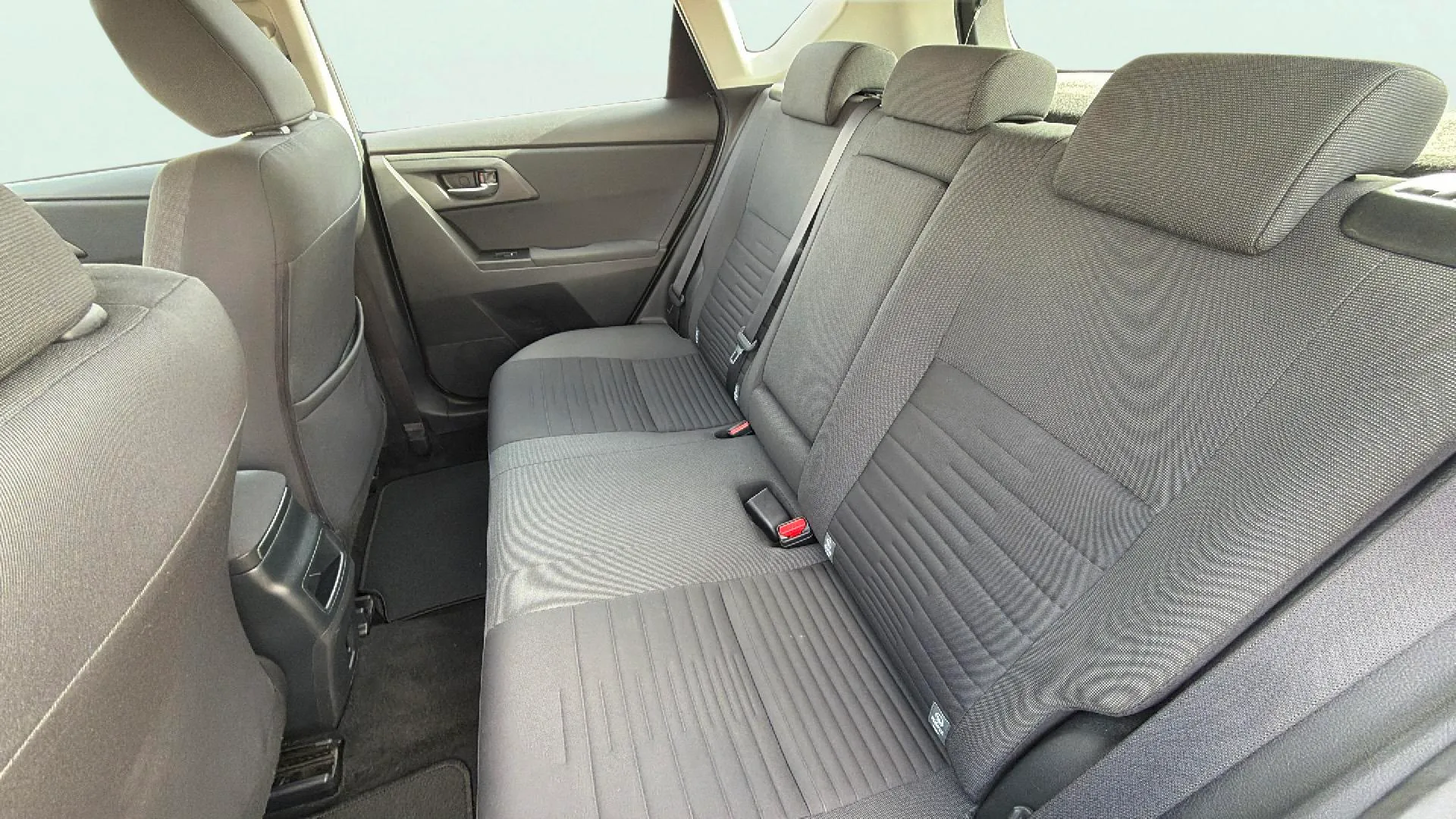 Toyota Auris 1.2 120T Active - foto 13