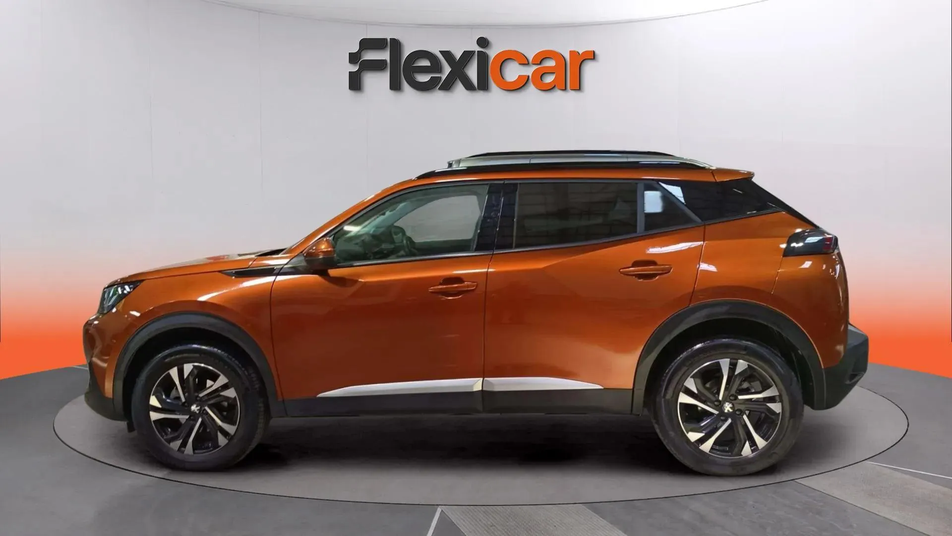 Peugeot 2008 Allure PureTech 130 BVM6 - foto 4