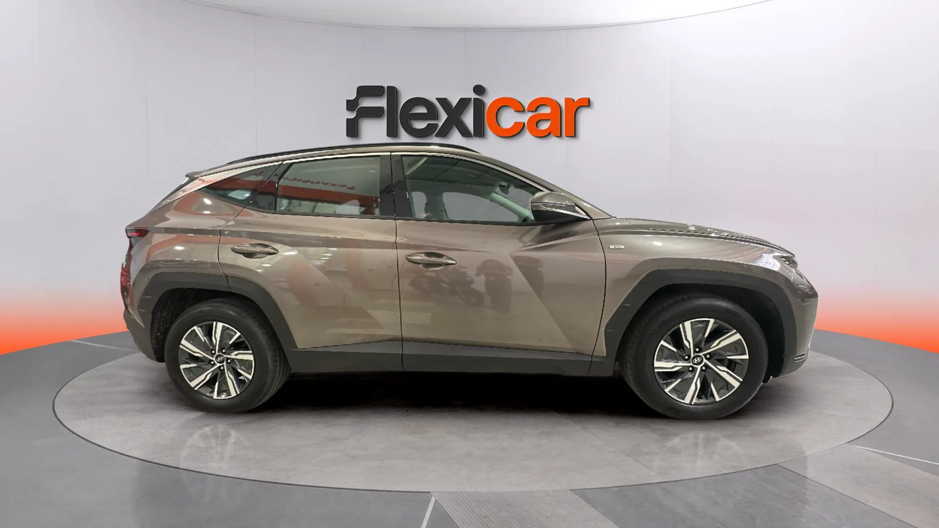 Hyundai Tucson 1.6 T-GDi 48V Maxx - foto 8