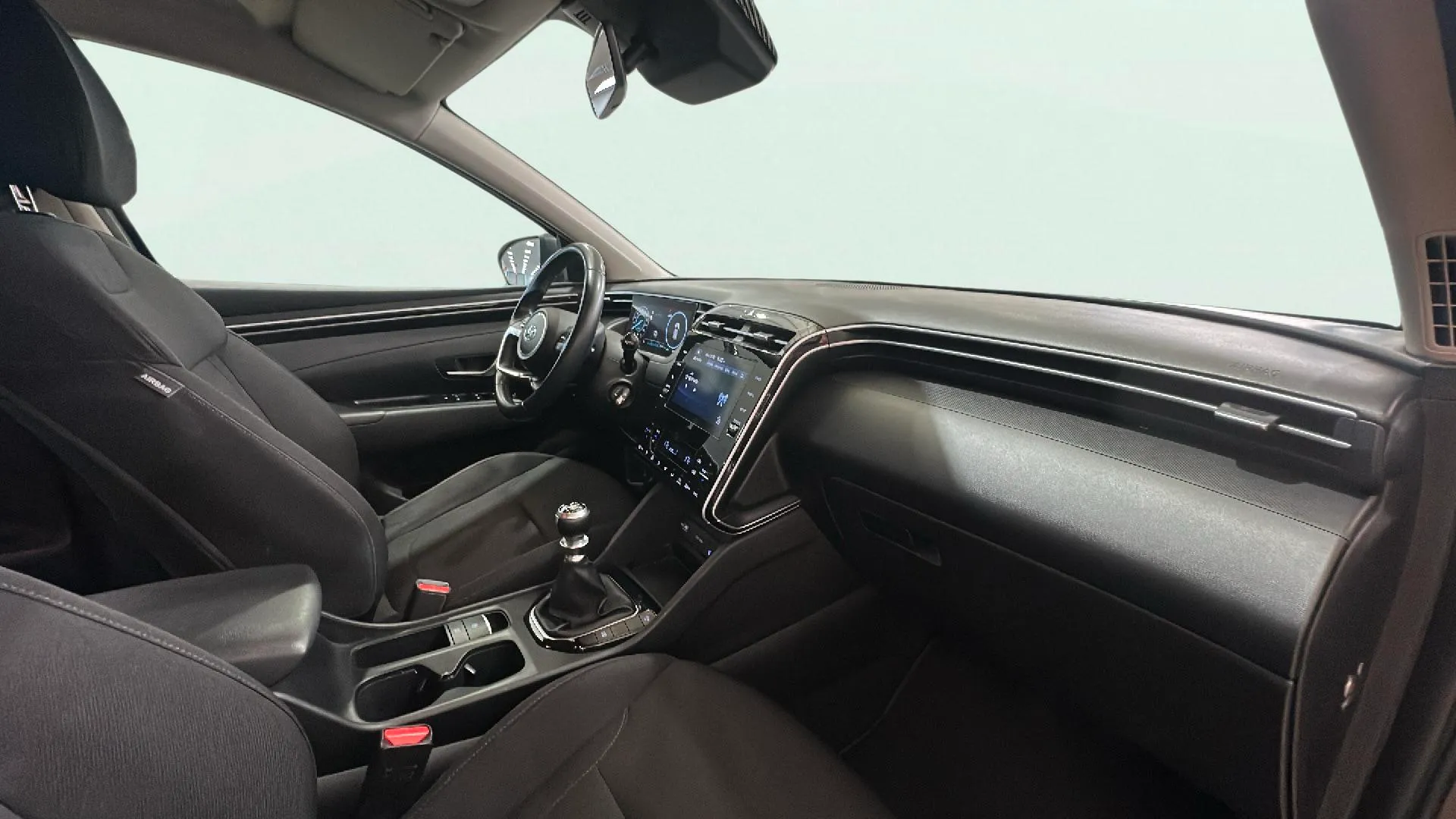 Hyundai Tucson 1.6 T-GDi 48V Maxx - foto 29