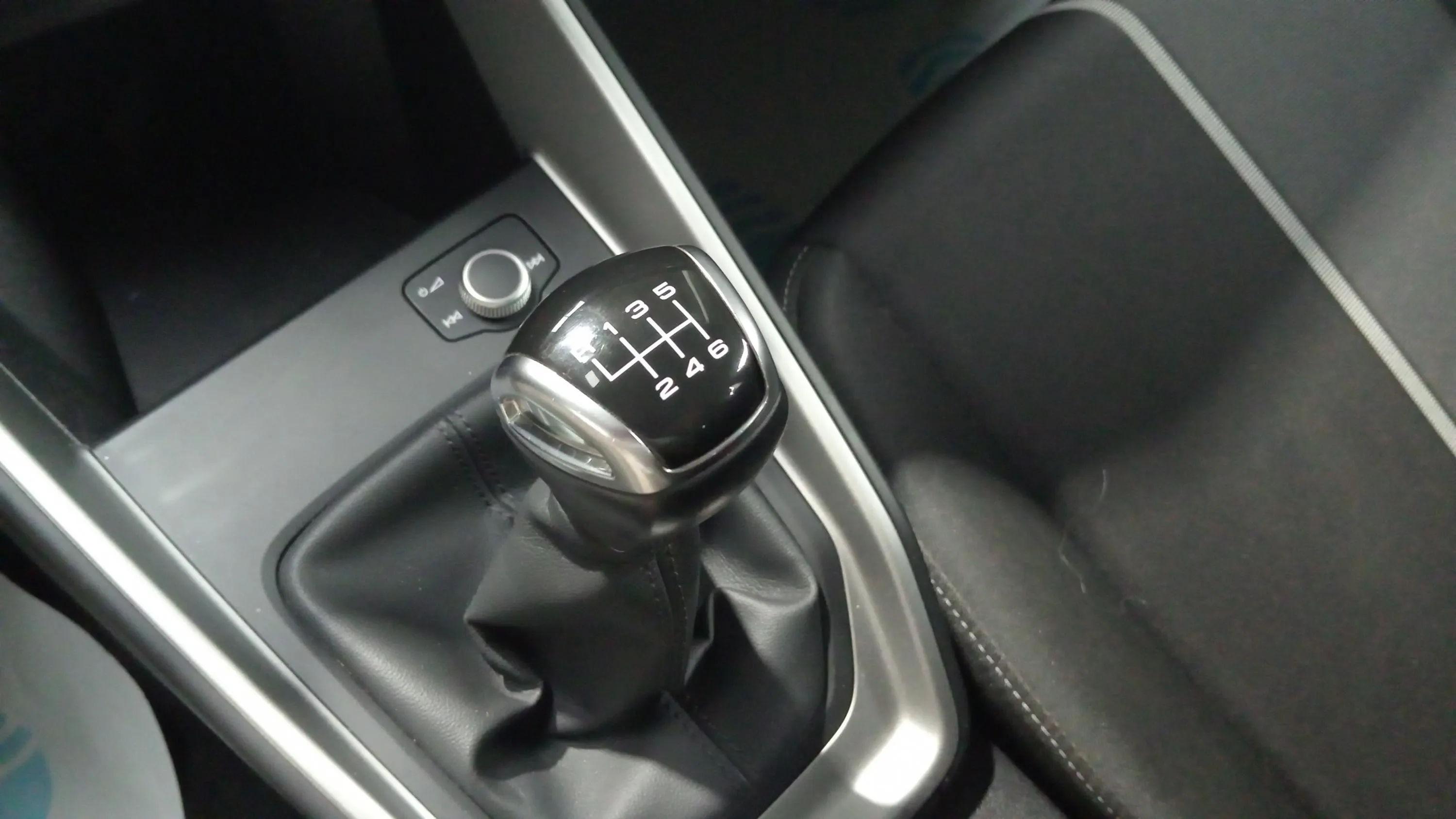 Audi A1 Sportback S line 30 TFSI - foto 19