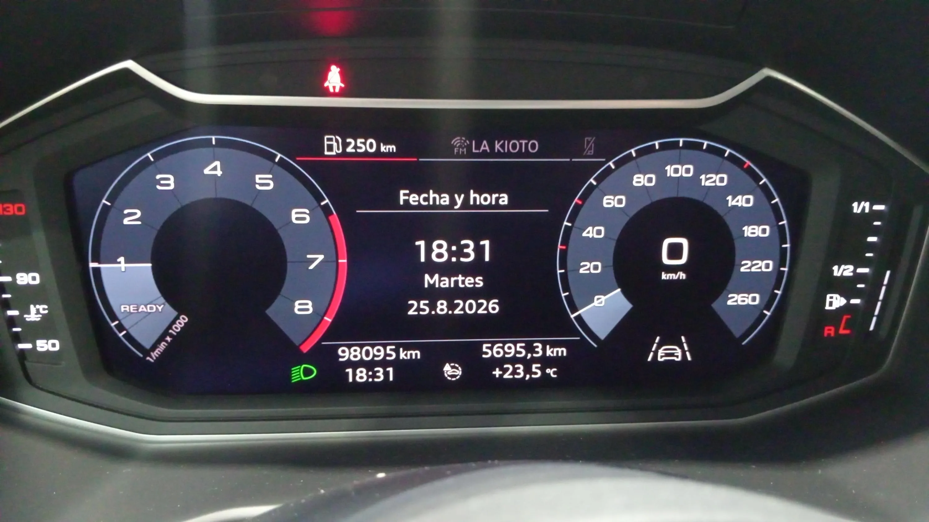 Audi A1 Sportback S line 30 TFSI - foto 17