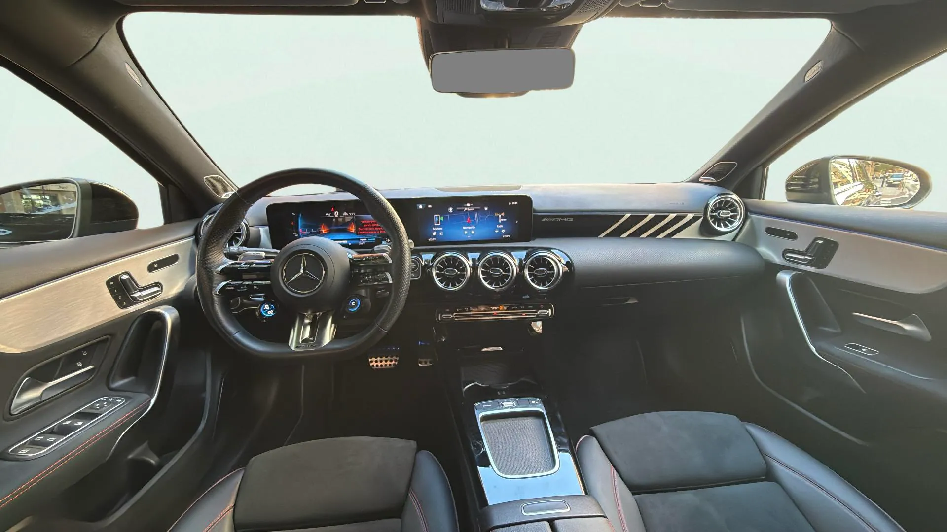 Mercedes-Benz Clase A Mercedes-AMG A 35 4MATIC - foto 11