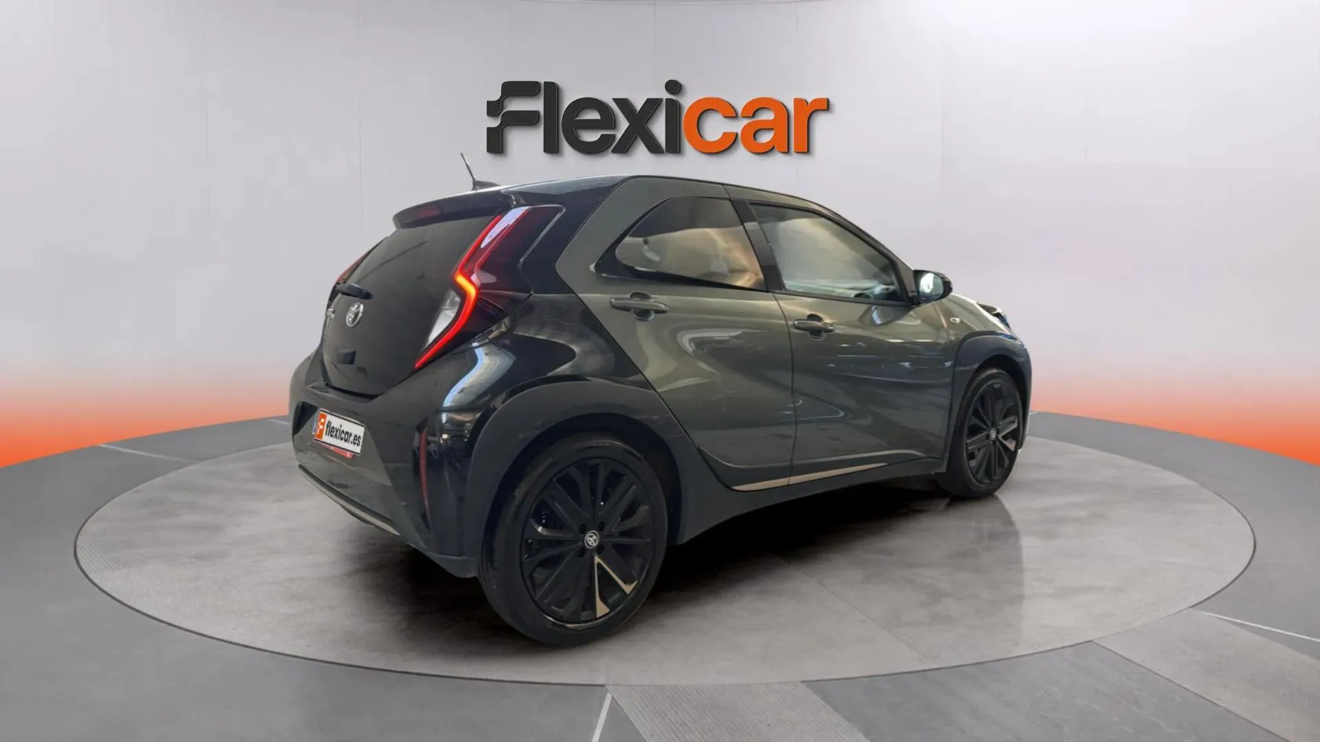 Toyota Aygo X 1.0 VVT-I Chic - foto 4