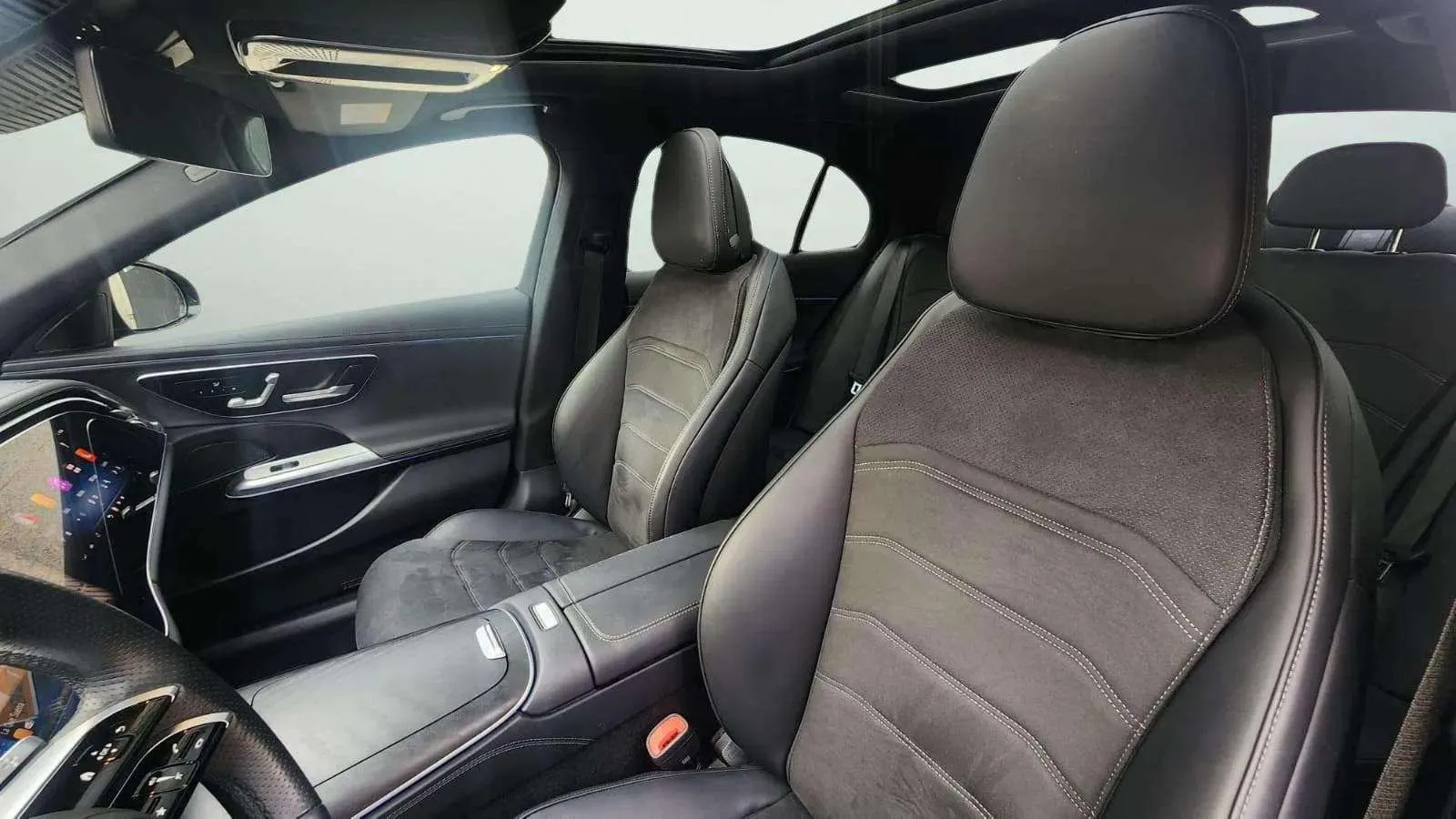 Mercedes-Benz Clase E E 300 de 4MATIC - foto 30