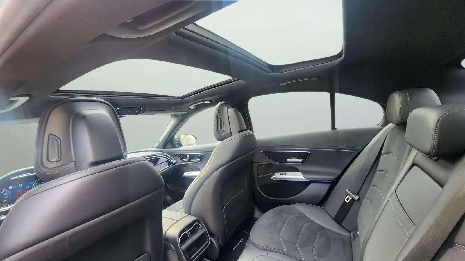 Mercedes-Benz Clase E E 300 de 4MATIC - foto 33