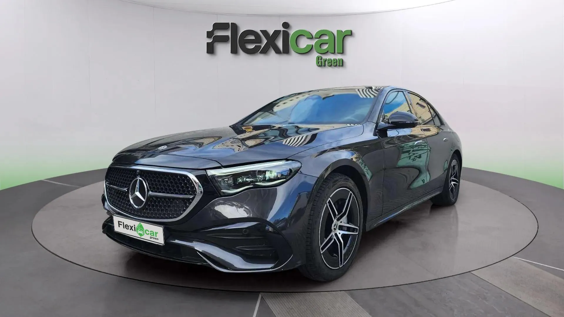 Mercedes-Benz Clase E E 300 de 4MATIC - foto 3