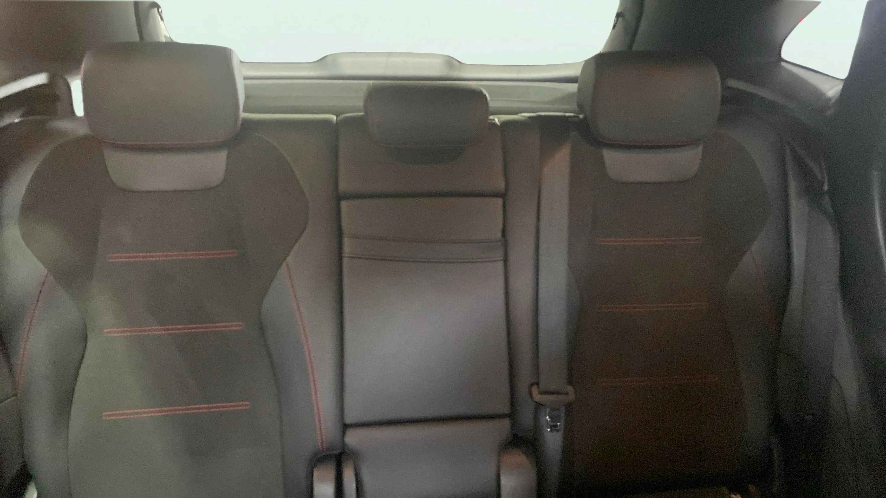 Mercedes-Benz GLA 200 - foto 20