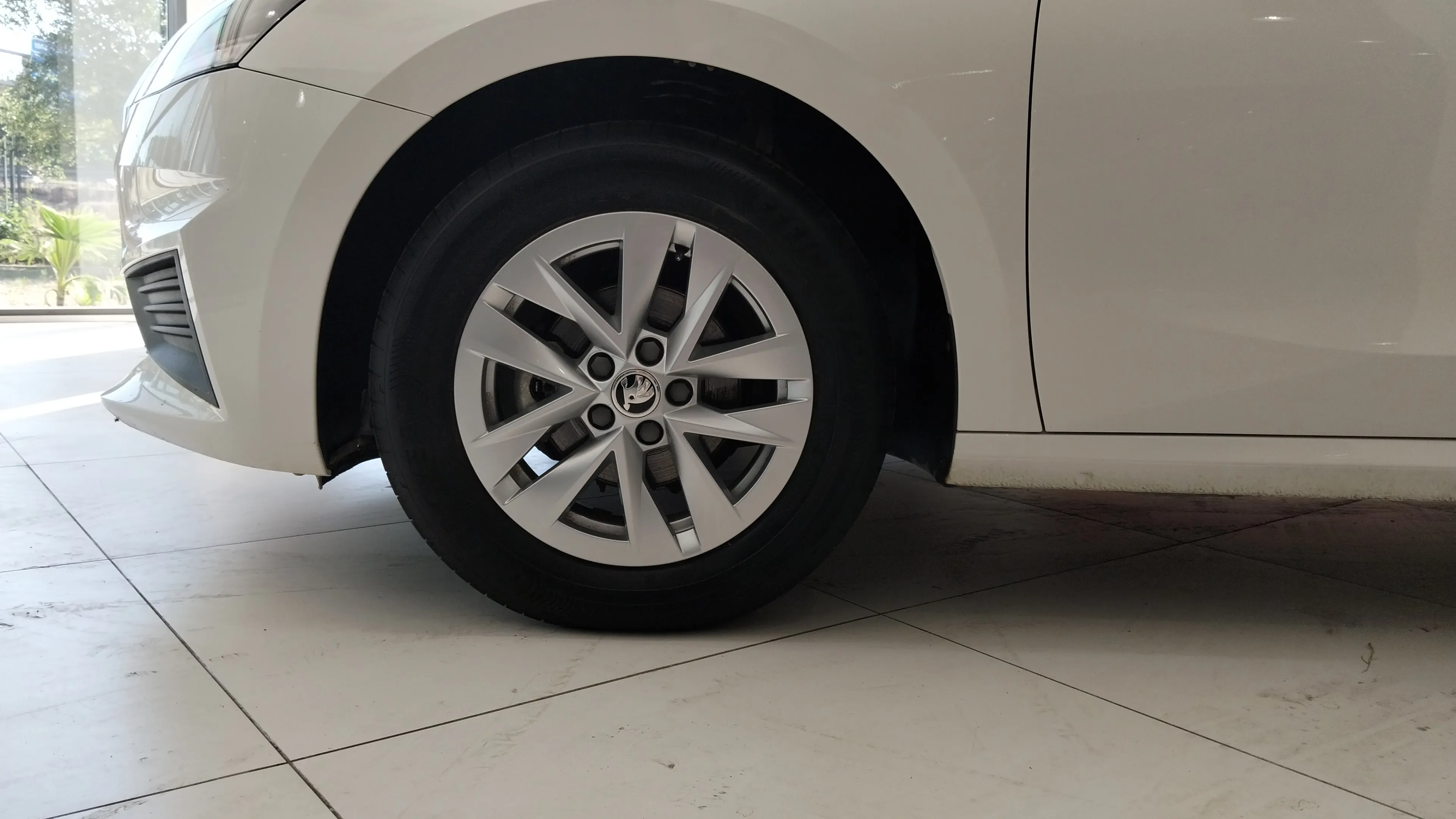 Škoda Fabia 1.0 MPI Active - foto 22