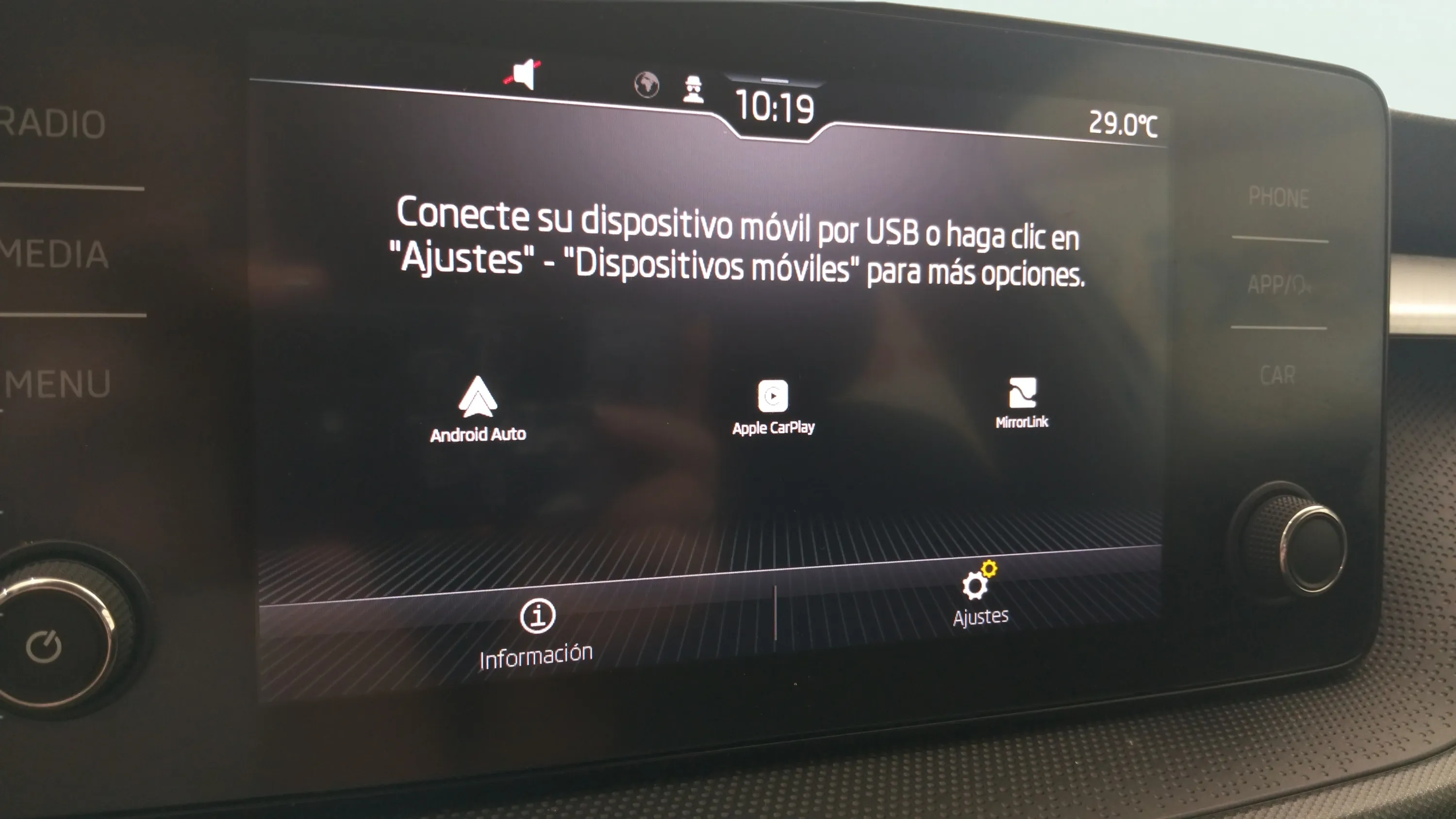 Škoda Fabia 1.0 MPI Active - foto 17