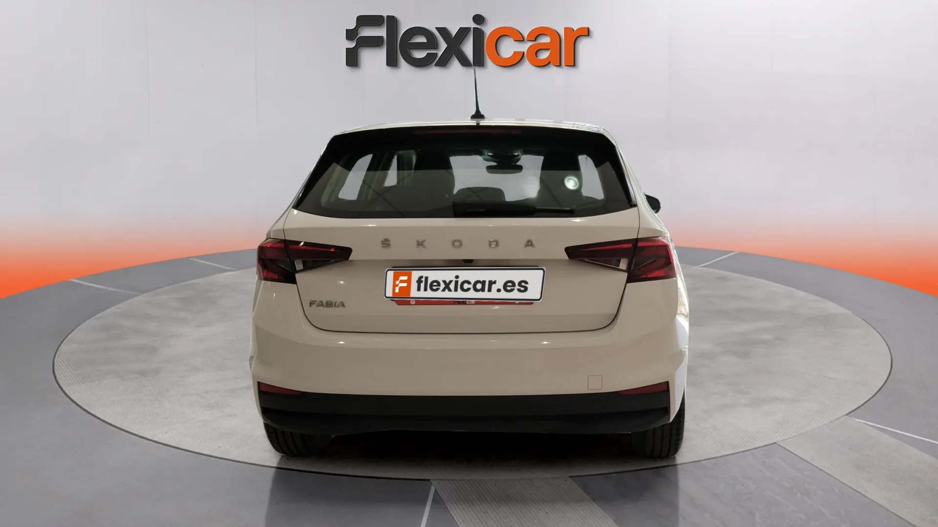 Škoda Fabia 1.0 MPI Active - foto 2