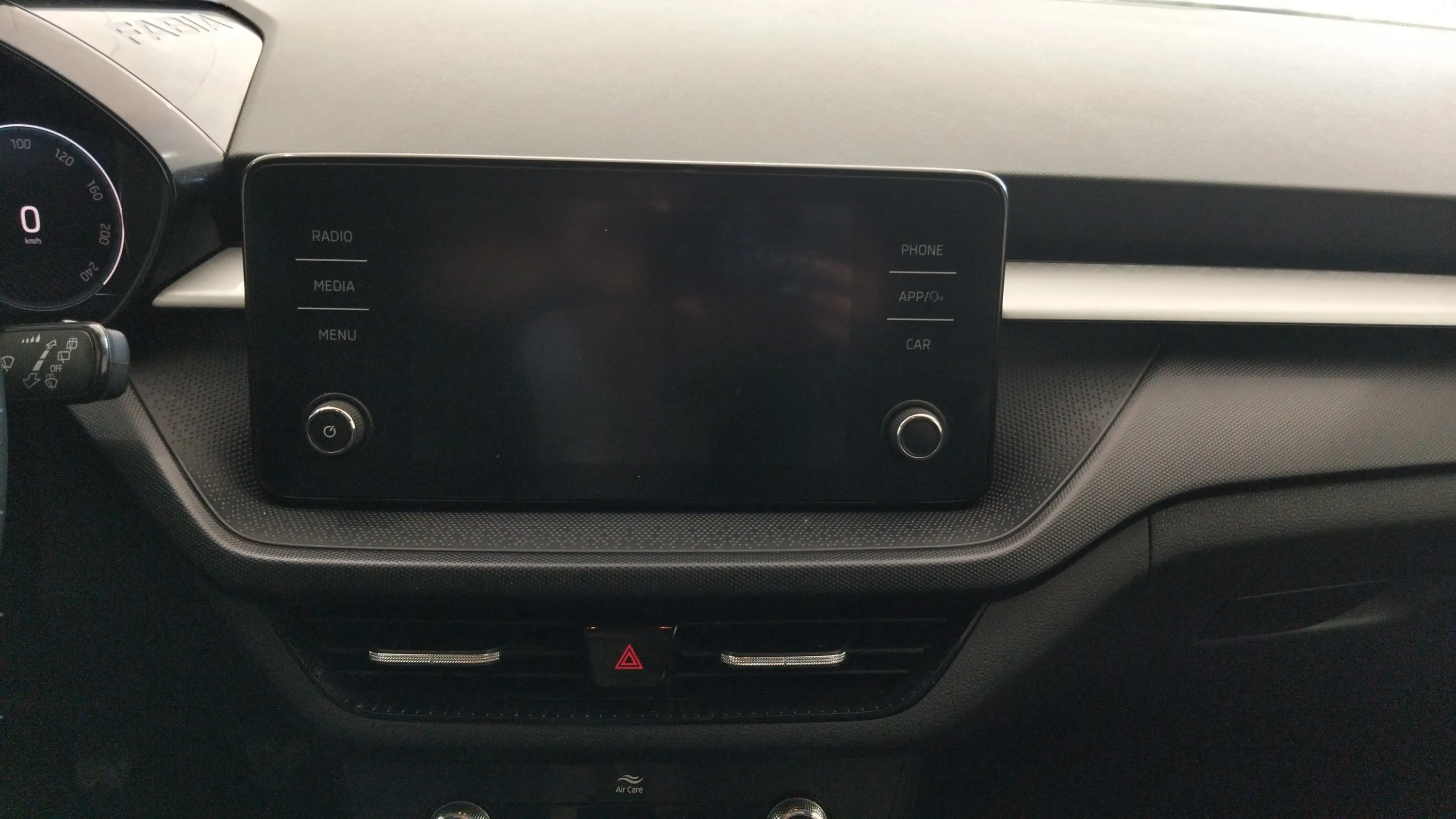Škoda Fabia 1.0 MPI Active - foto 11