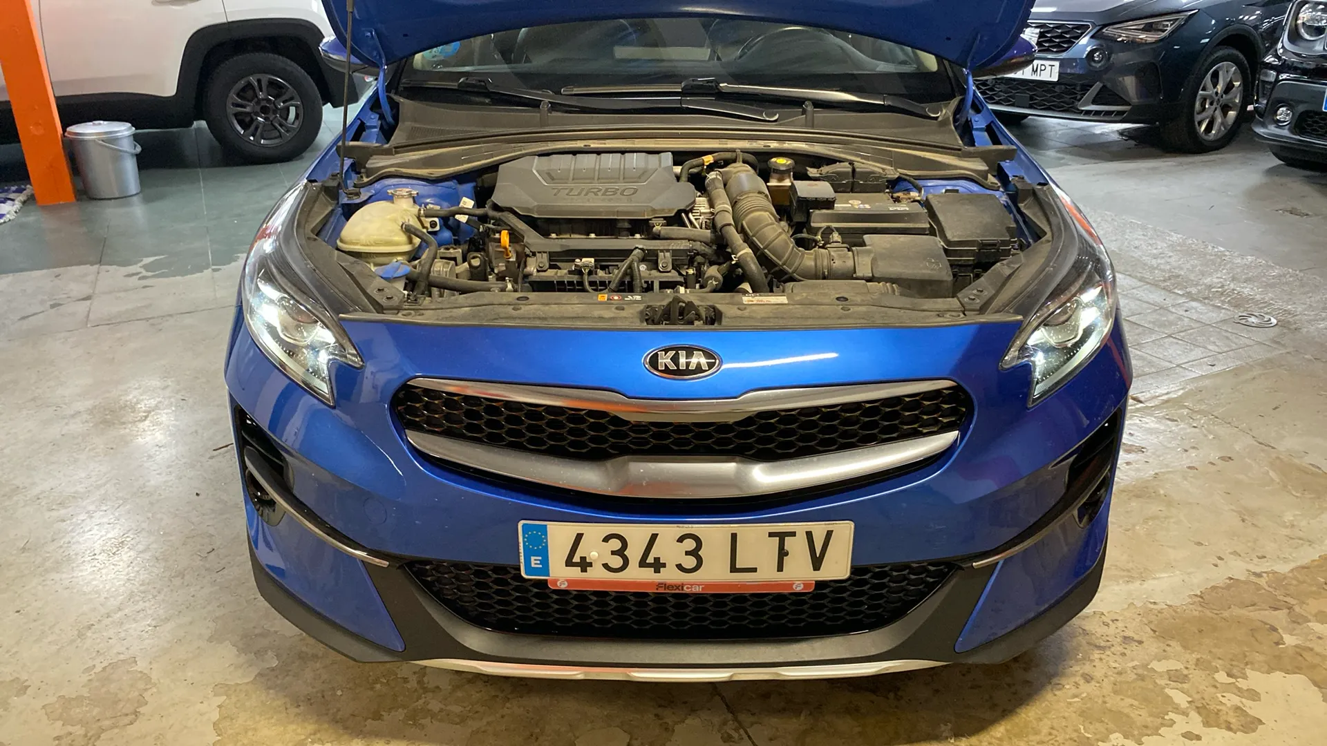 Kia XCeed 1.5 MHEV iMT Drive - foto 30