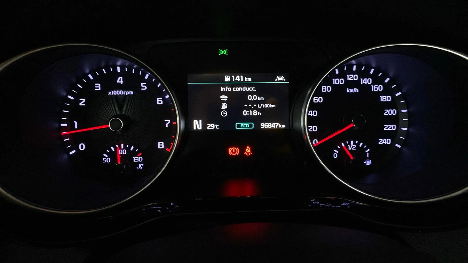 Kia XCeed 1.5 MHEV iMT Drive - foto 15