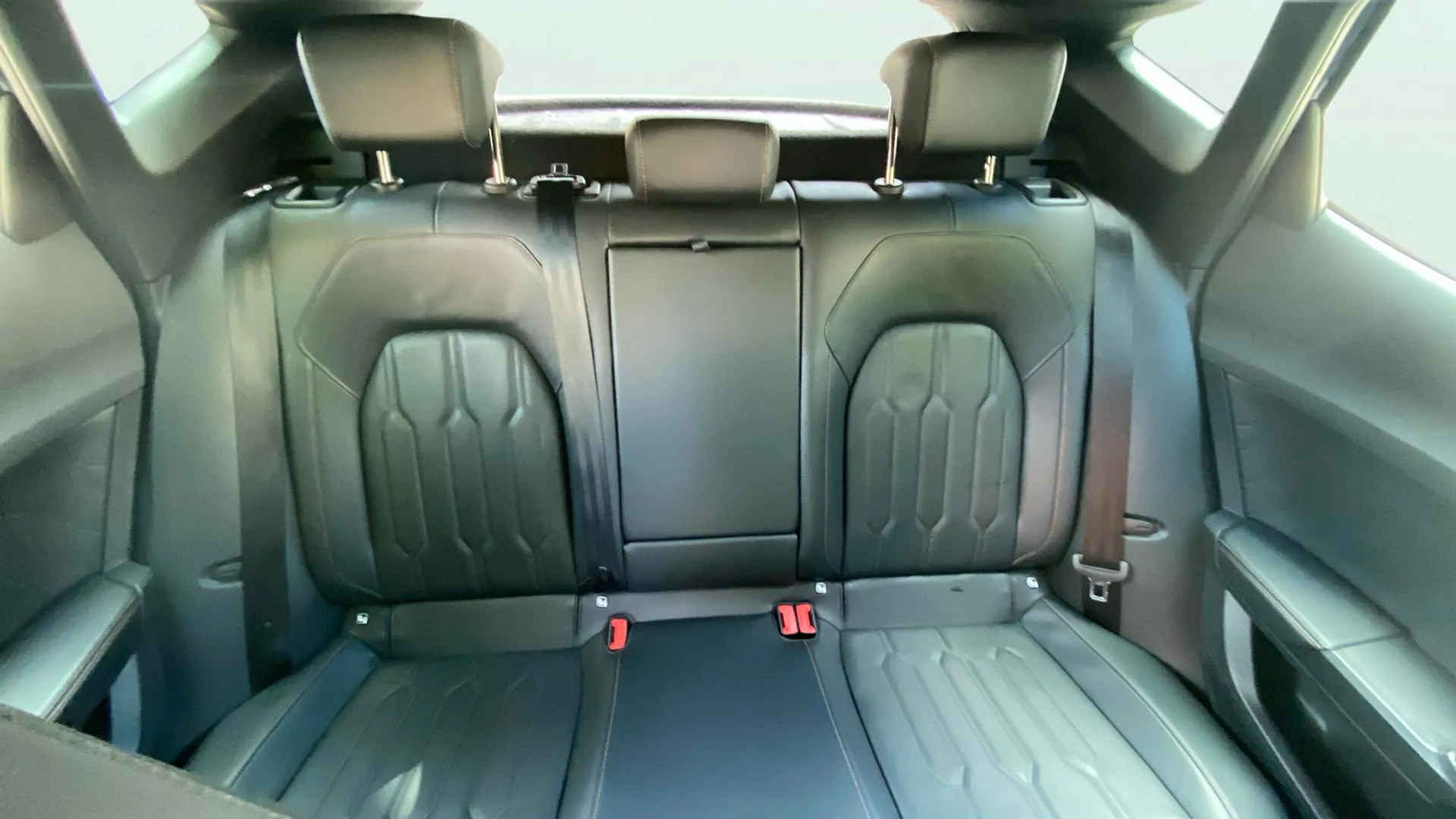Cupra Formentor 1.4 e-Hybrid DSG - foto 14