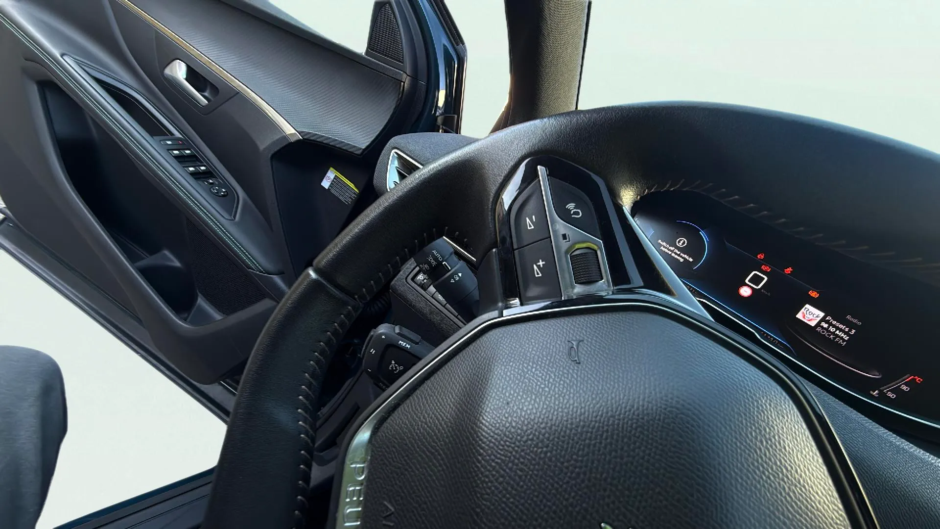 Peugeot 3008 1.2 PureTech Allure Pack - foto 15