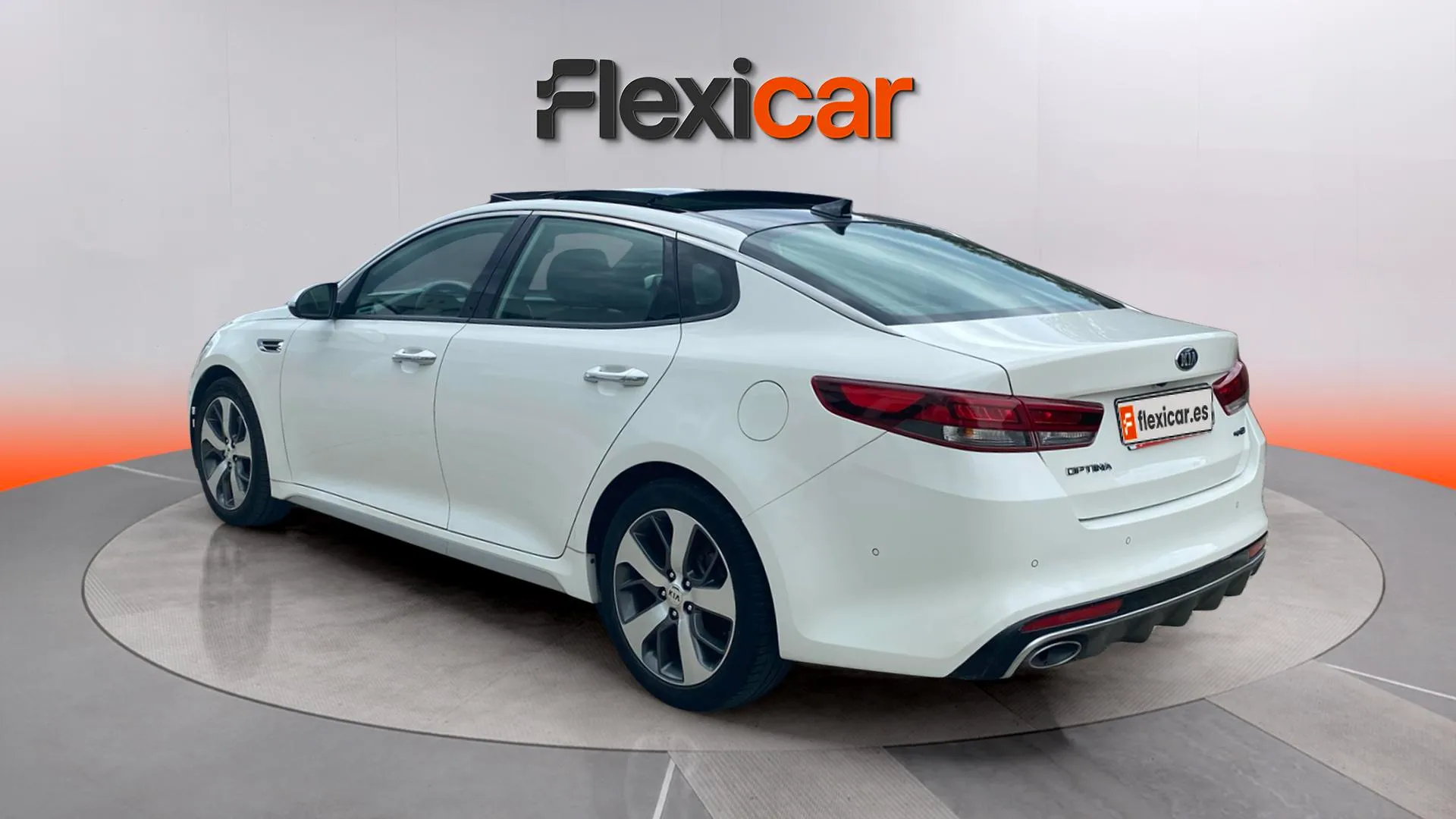 Kia Optima 1.7 CRDi VGT Drive DCT Eco-Dynamics - foto 5