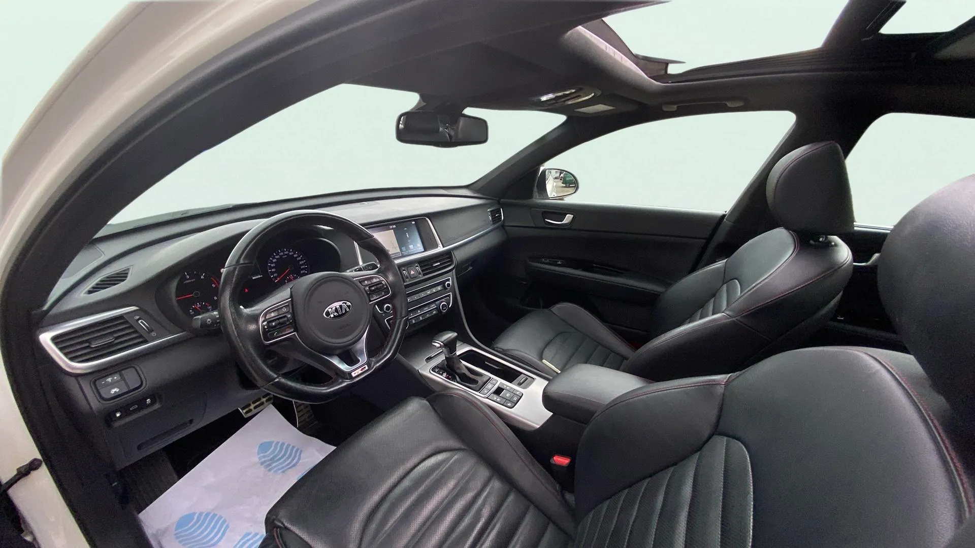 Kia Optima 1.7 CRDi VGT Drive DCT Eco-Dynamics - foto 13
