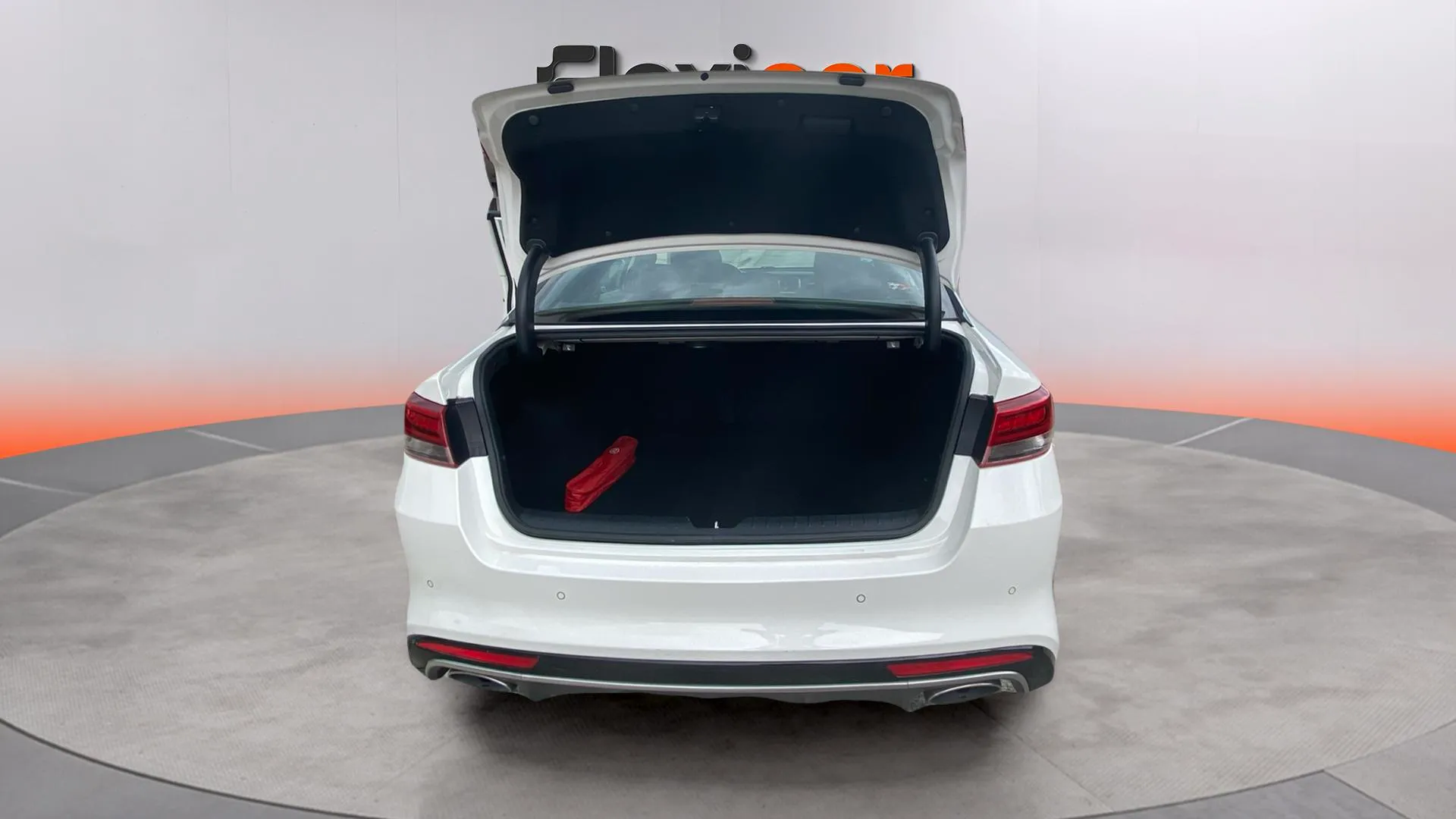 Kia Optima 1.7 CRDi VGT Drive DCT Eco-Dynamics - foto 10