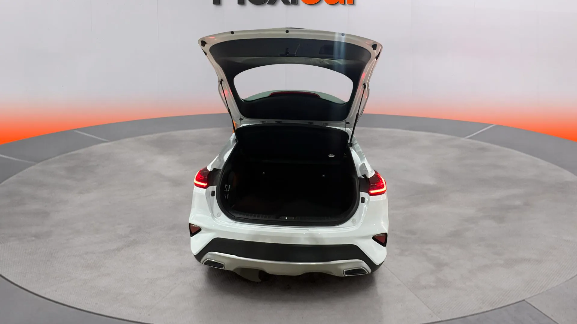 Kia XCeed 1.0 T-GDi Concept - foto 17