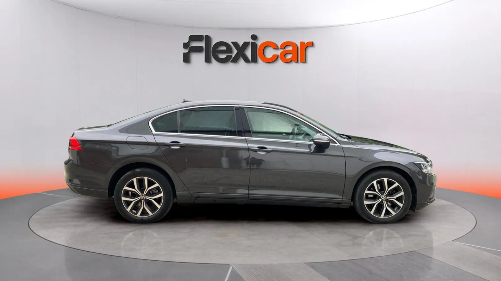Volkswagen Passat Executive 2.0 TDI DSG - foto 5