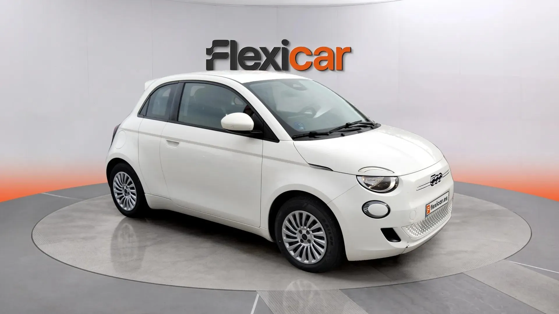 Fiat 500 laPrima 3+1 320km
