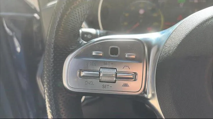 Mercedes-Benz GLC 300 de 4MATIC - foto 11