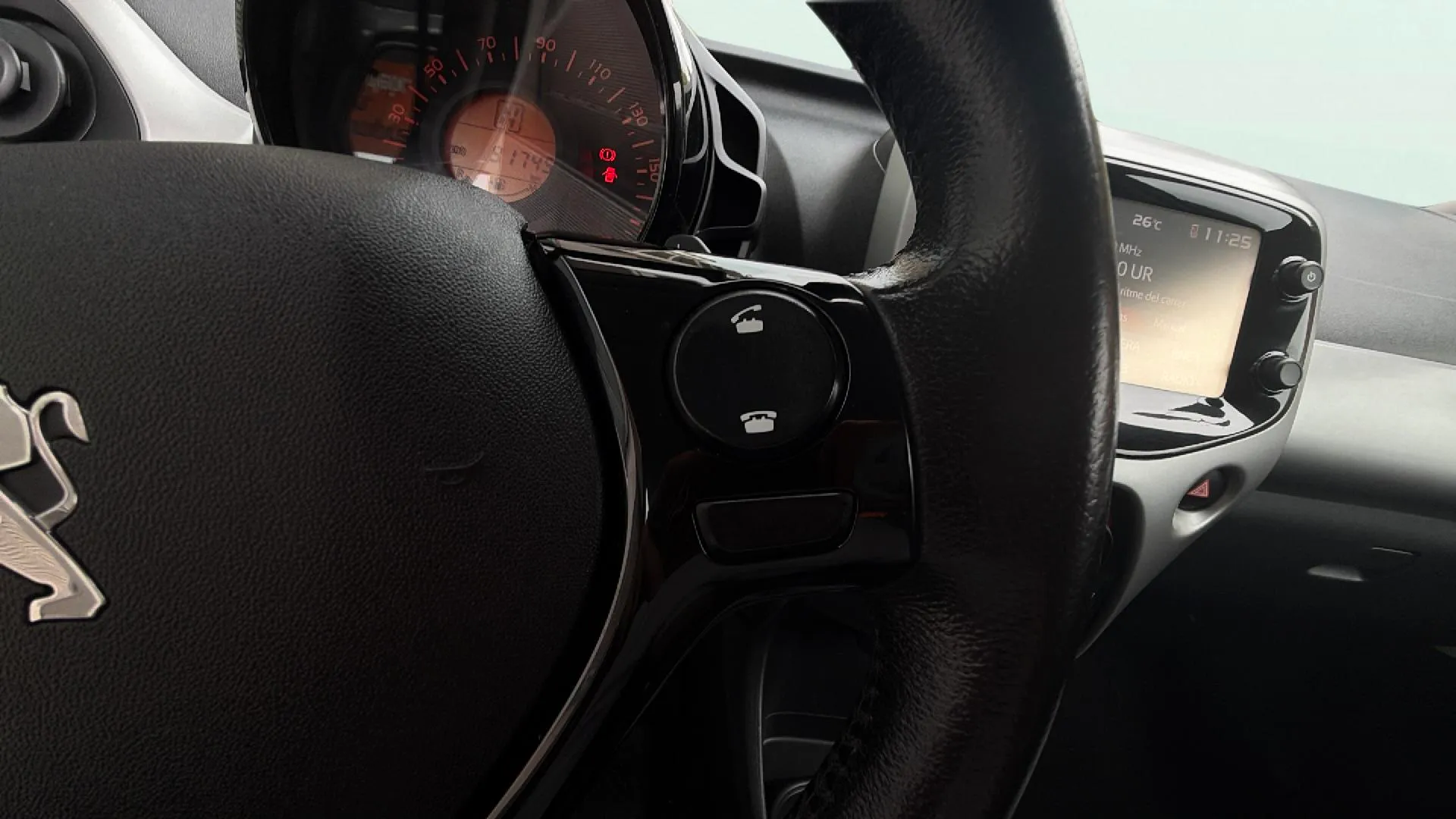 Peugeot 108 Active VTi ETG5 - foto 17