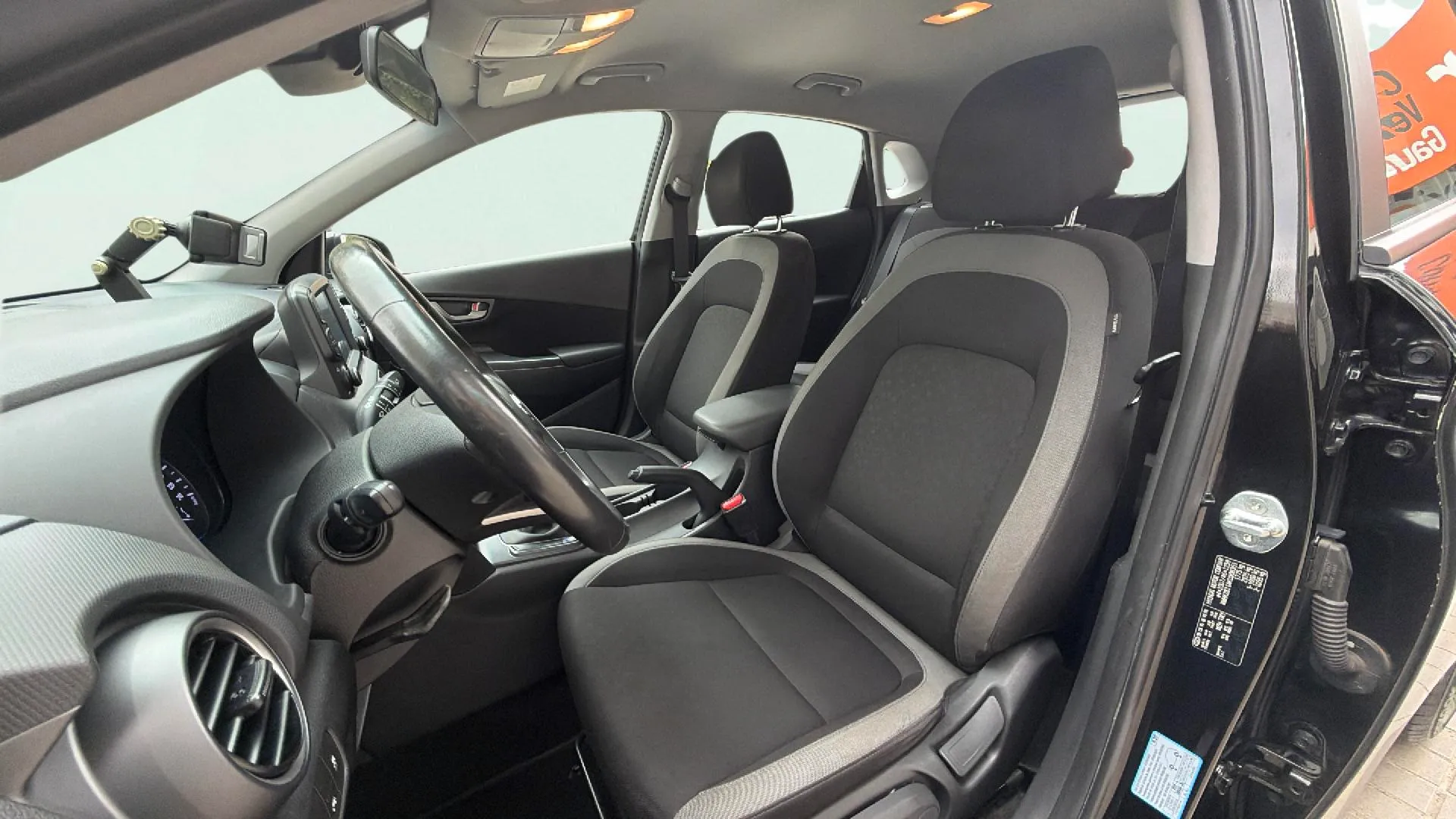 Hyundai Kona 1.0 T-GDi Essence 4x2 - foto 12