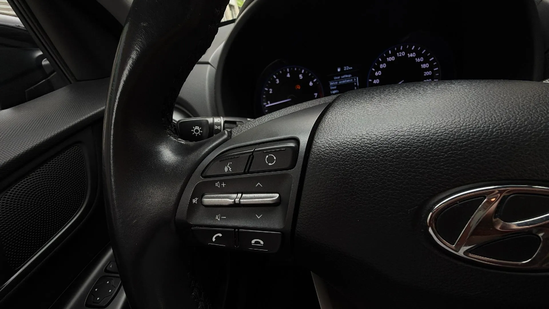 Hyundai Kona 1.0 T-GDi Essence 4x2 - foto 17